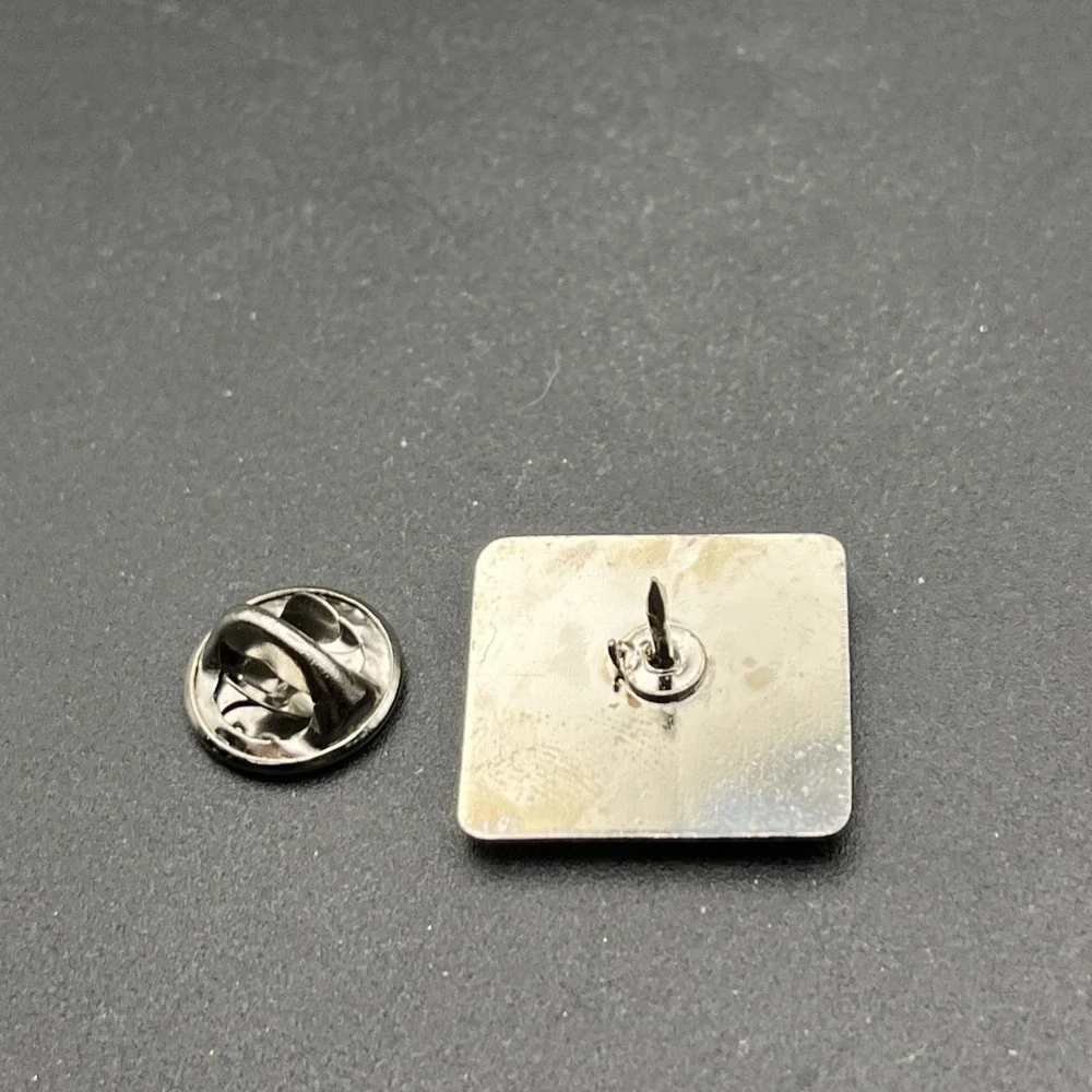 TNN The Nashville Network Motor Sports TV Tennessee‎ Lapel Hat Pin